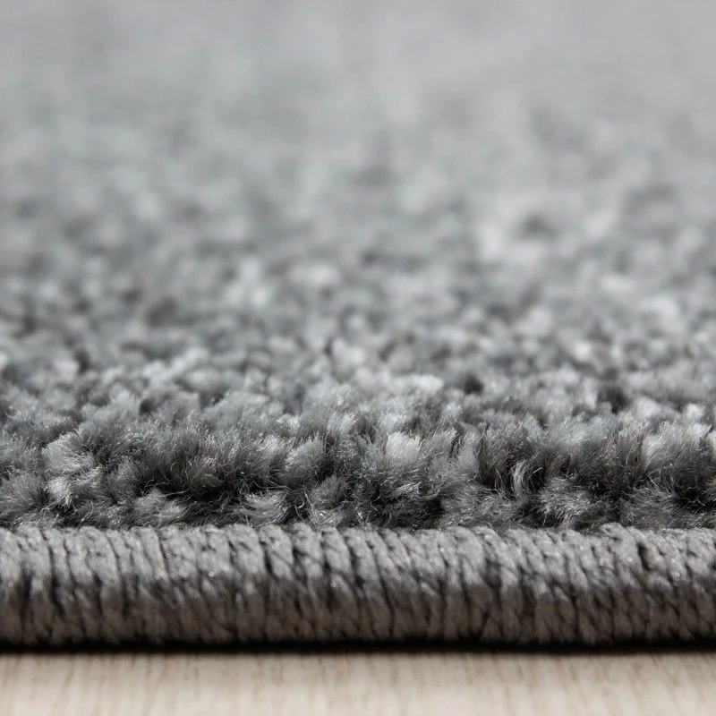 Xrugs Modern Check Rug Black And Grey Geometric Pattern Carpets Room Floor Mat Small Large XL 2 Xrugs Modern Check Rug Black And Grey Geometric Pattern Carpets Room Floor Mat Small Large XL