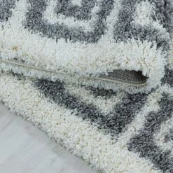 Xrug White Fluffy Rug Soft Thick White Cream Shaggy Carpet Large Small Bedroom Living Room Mat