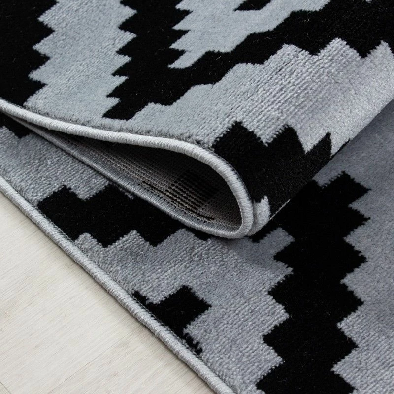 Xrugs Geometric Rug Black And Grey Check Pattern Carpet Small Large Modern Bedroom Mat 3 Xrugs Geometric Rug Black And Grey Check Pattern Carpet Small Large Modern Bedroom Mat
